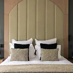 L\'Appartement Mondrian