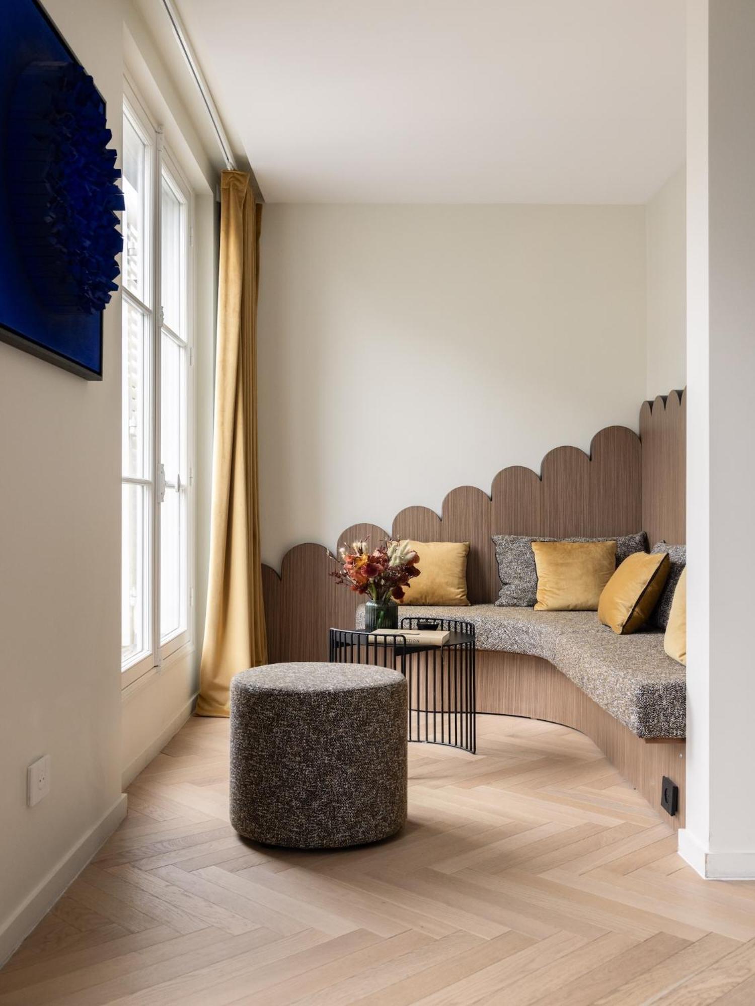 Mondrian Apartment